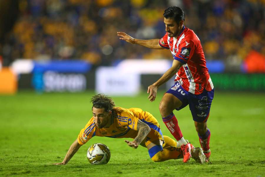 San Luis derrotó a Tigres