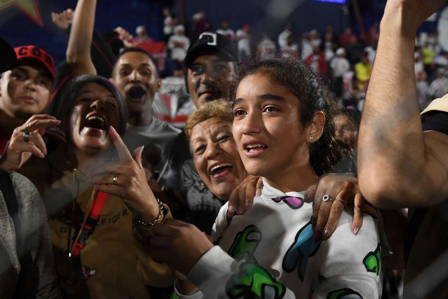 Während sich die argentinischen Fans daneben benahmen, hatten die Anhänger des FC Sao Paulo am Ende Grund zum Jubeln.