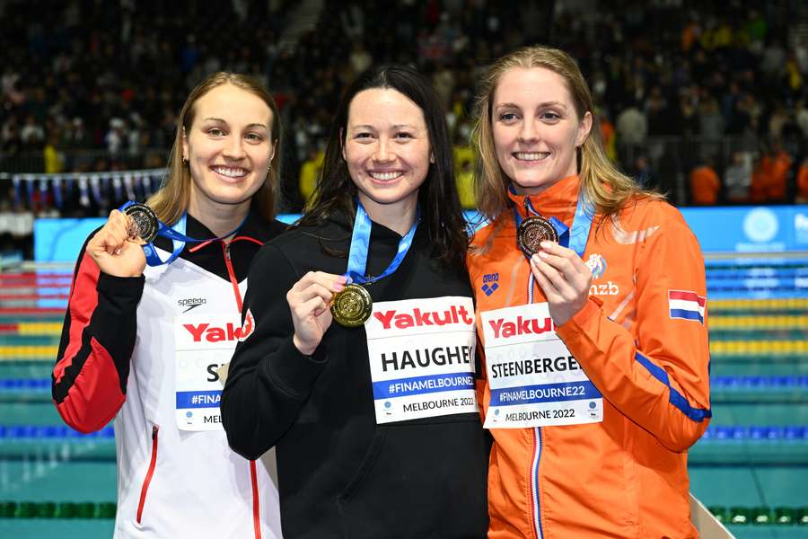 Marrit Steenbergen pakt brons op 200 meter vrije slag op WK kortebaan