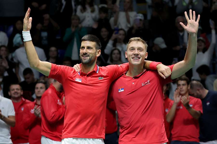 Djokovic, feliz junto a su compañero.