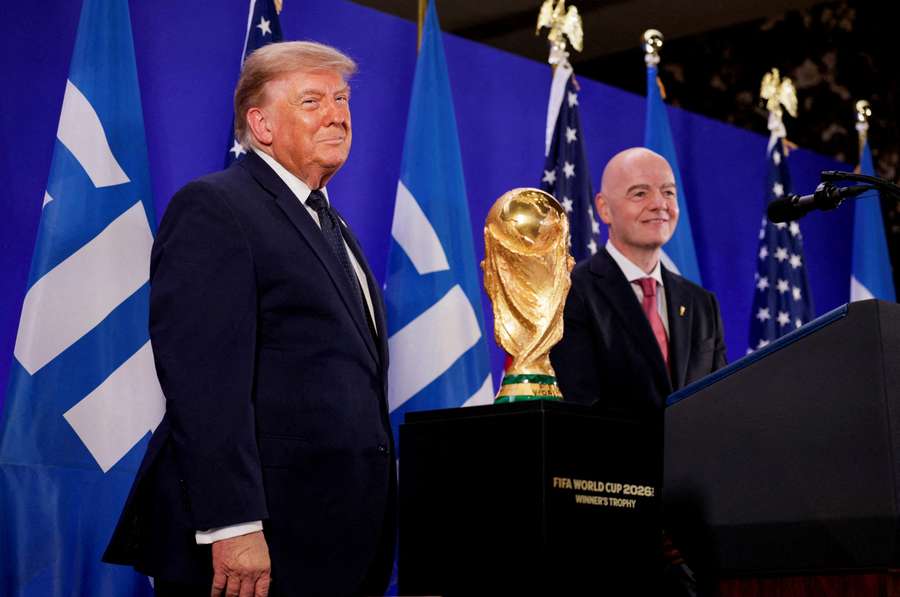 Trump (l.) und Infantino vor dem WM-Finale im Trump Tower