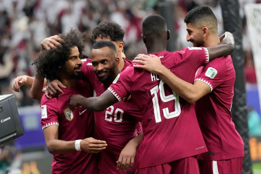 Katar steht im Viertelfinale der Asienmeisterschaft.