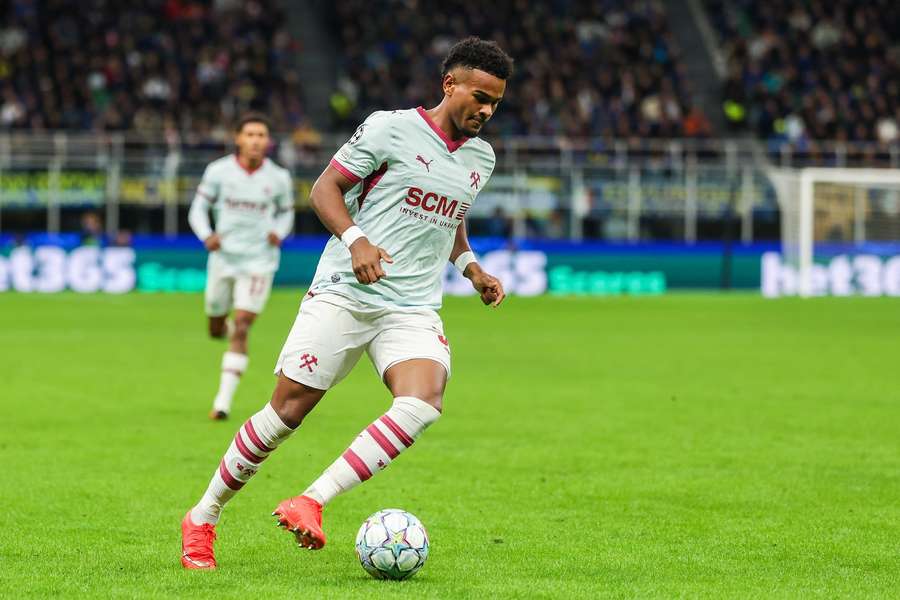 Alisson bisou na partida Alisson bisou na partida