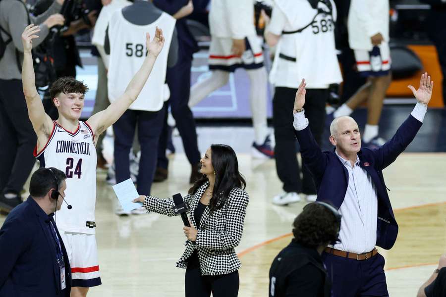 Braylon Mullins celebrates UConn's won Braylon Mullins celebrates UConn's won