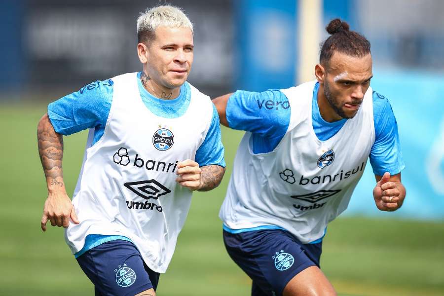 Grêmio, de Soteldo e Braithwaite, quer a primeira vitória após liberação da Arena 