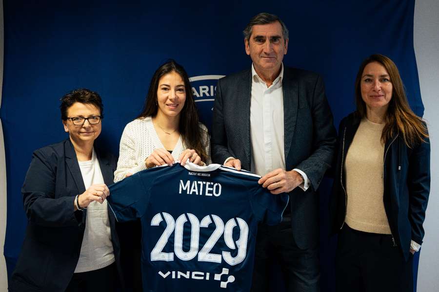 Clara Mateo prolonge avec le Paris FC jusqu'en 2029