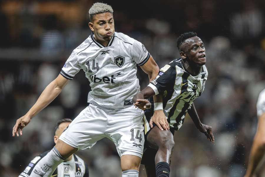 O Botafogo arrancou um ponto no fim do jogo em Belo Horizonte