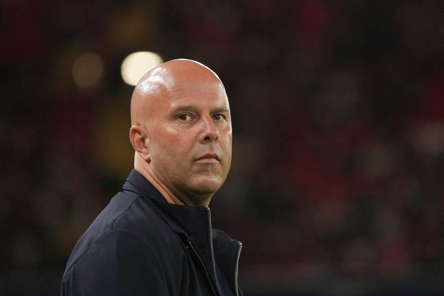 Slota hnevalo, že Liverpool nerozhodol skôr. 