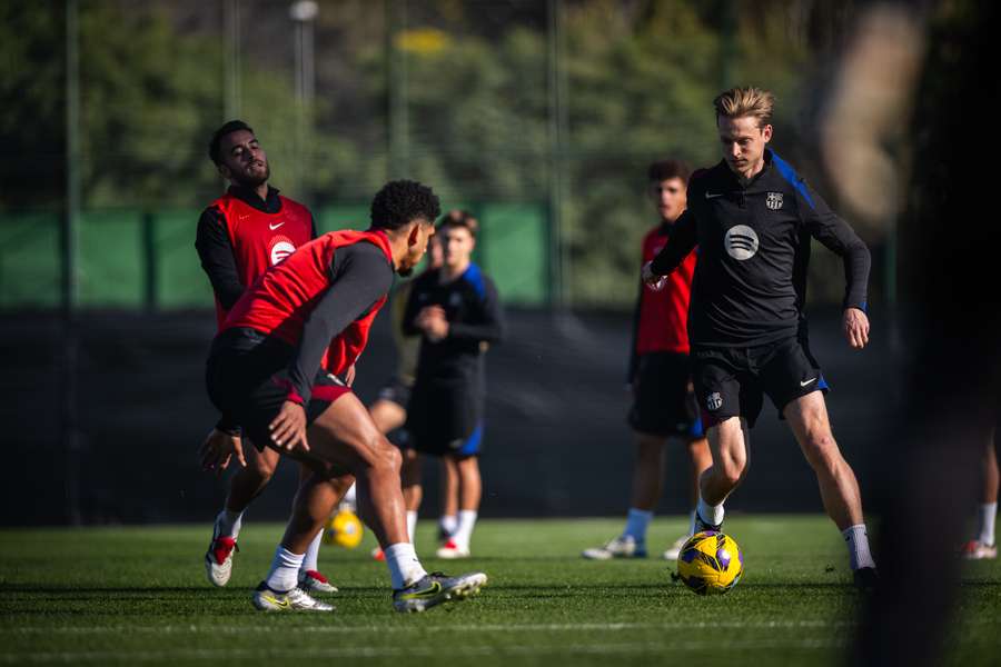De Jong durante uma sessão de treino