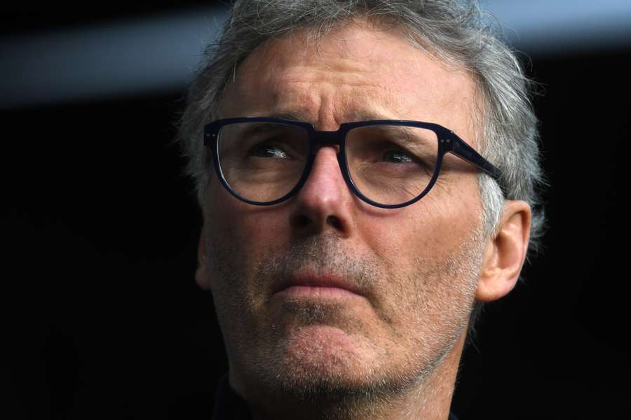 Laurent Blanc face à Régis Le Bris, un beau duel en perspective.