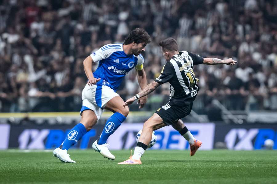 Atlético e Cruzeiro empataram em 1 a 1 no último clássico de 2025