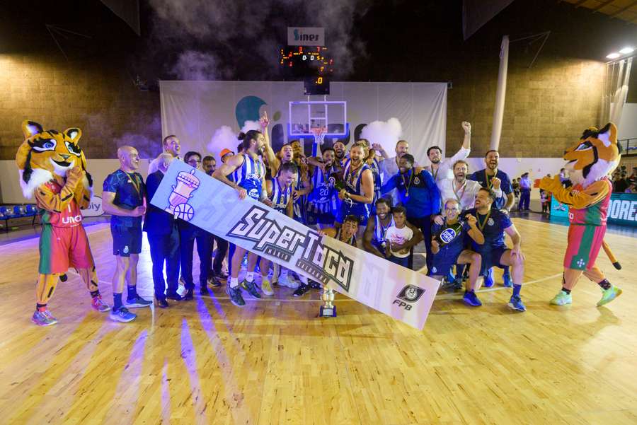 A festa dos jogadores do FC Porto depois de vencerem o Benfica