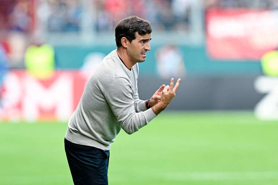Carles Martinez coachte beim Sieg gegen Wiesbaden sehr engagiert an der Seitenlinie