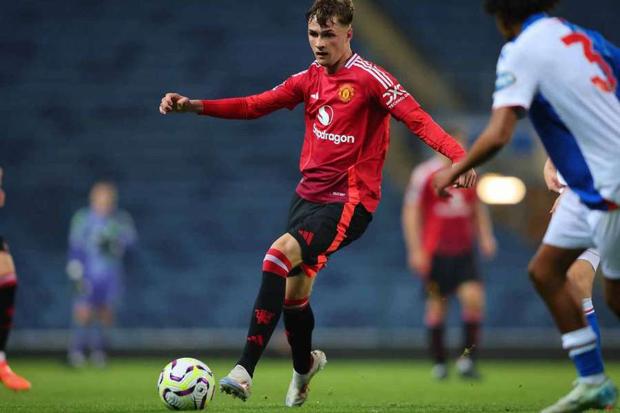 Jack Fletcher em ação pelos sub-21