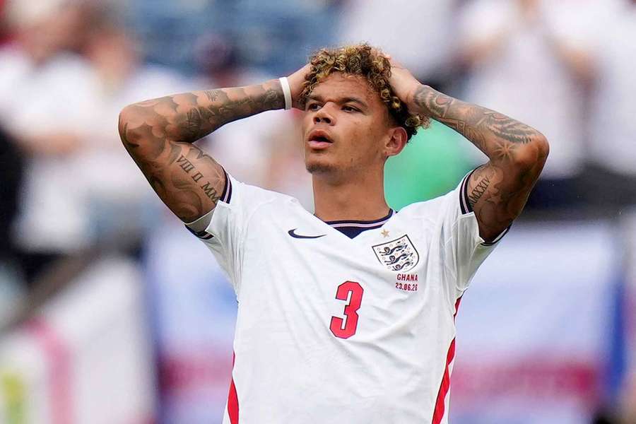 A Inglaterra não consegue ter uma fase de grupos só com vitórias desde 1982