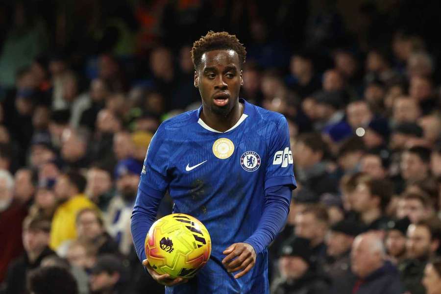 Roma turn to Chelsea winger Jamie Gittens after Crysencio Summerville blow Roma turn to Chelsea winger Jamie Gittens after Crysencio Summerville blow