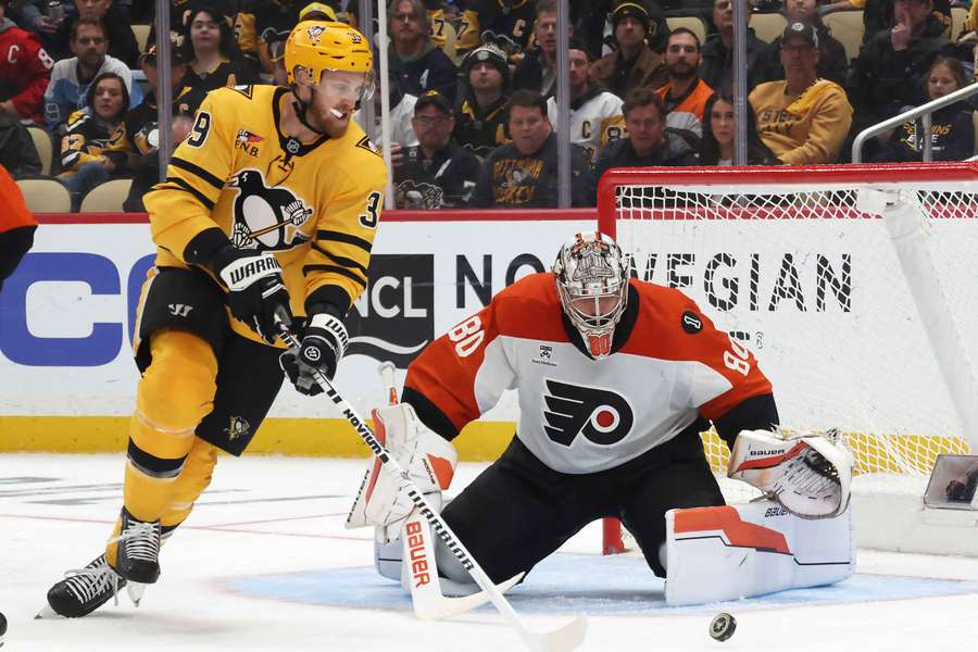 Vladař zastavil všech 27 pokusů Penguins.