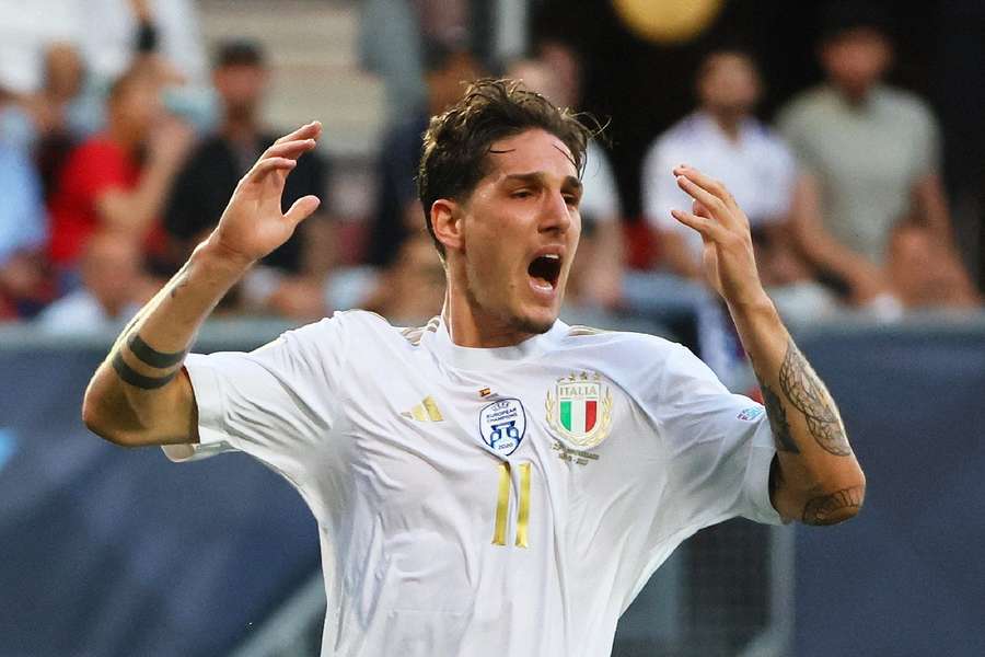 Nicolo Zaniolo in action for Italy