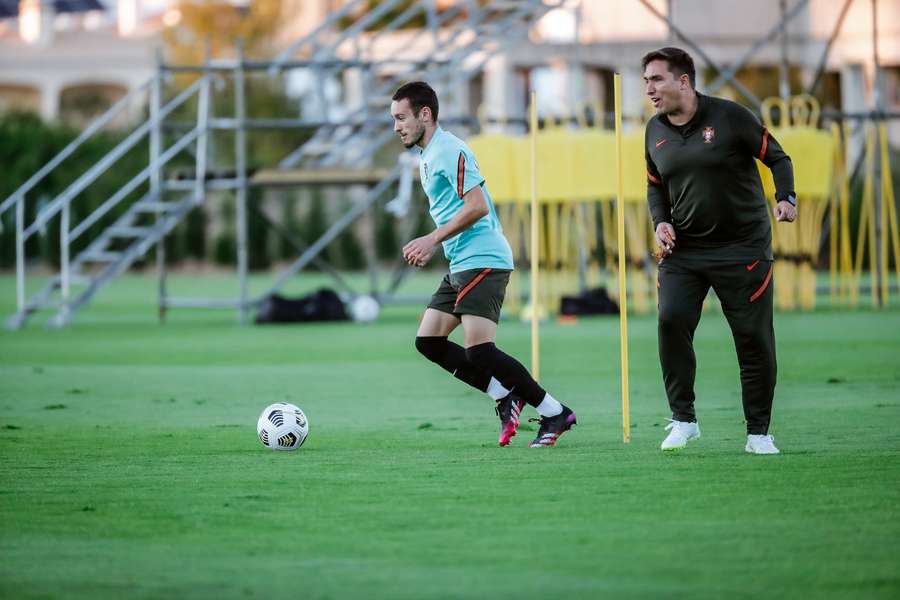 Portugal tem duelo decisivo com Geórgia na terça-feira