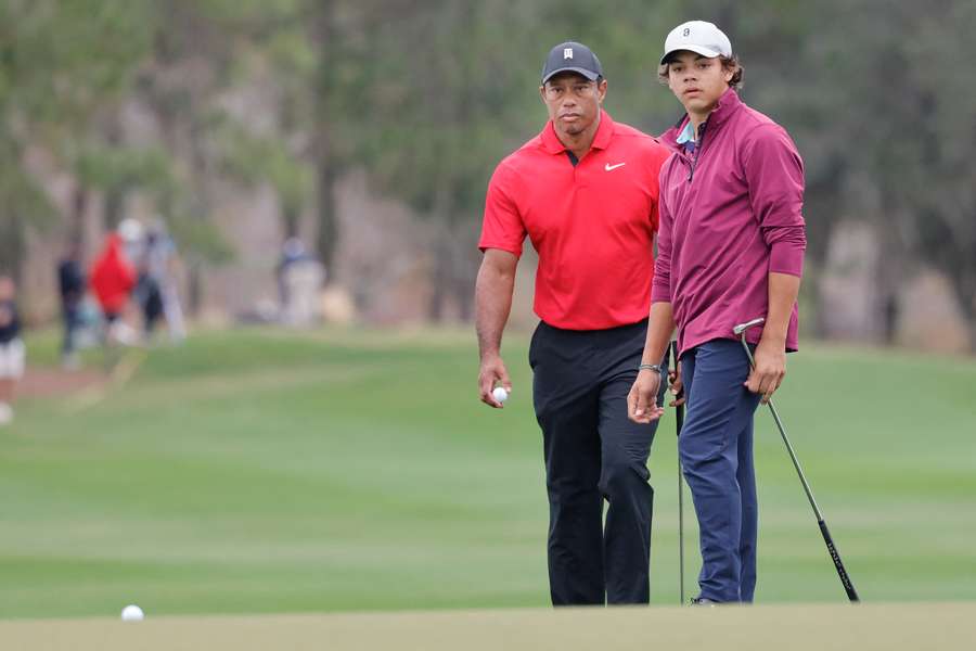 Tiger Woods com o seu filho Charlie