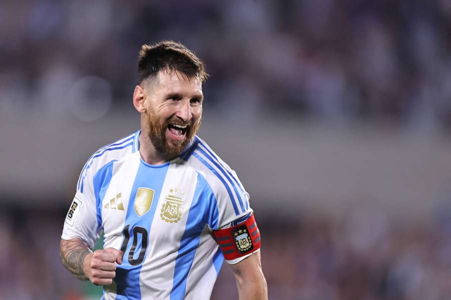 Argentyna coraz bliżej mundialu po wygranej z Boliwią, hat-trick Messiego