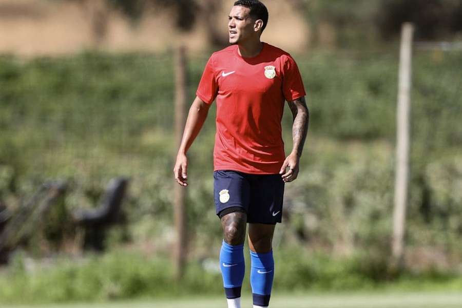 Marco Milovanovic e Kaiky Neves fizeram os golos do Alverca