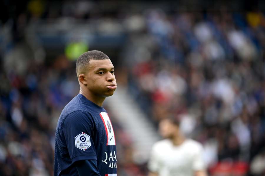 Mbappé contra el Lorient.