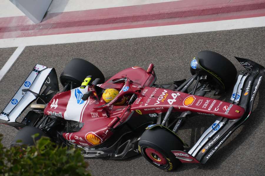 Lewis Hamilton testete seinen neuen Ferrari. 