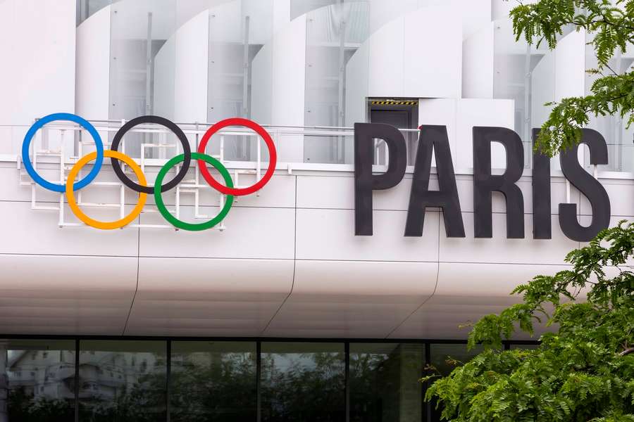 In der Paris La Défense Arena werden die olympischen Indoor-Schwimm-Wettbewerbe stattfinden.