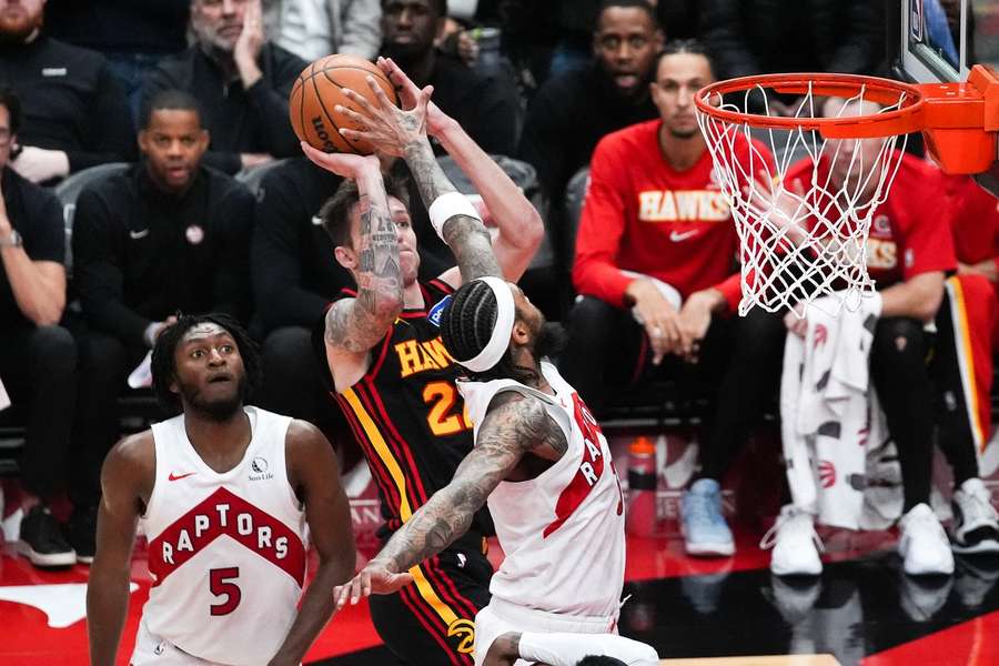 Krejčí odehrál 27 minut. Krejčí odehrál 27 minut.