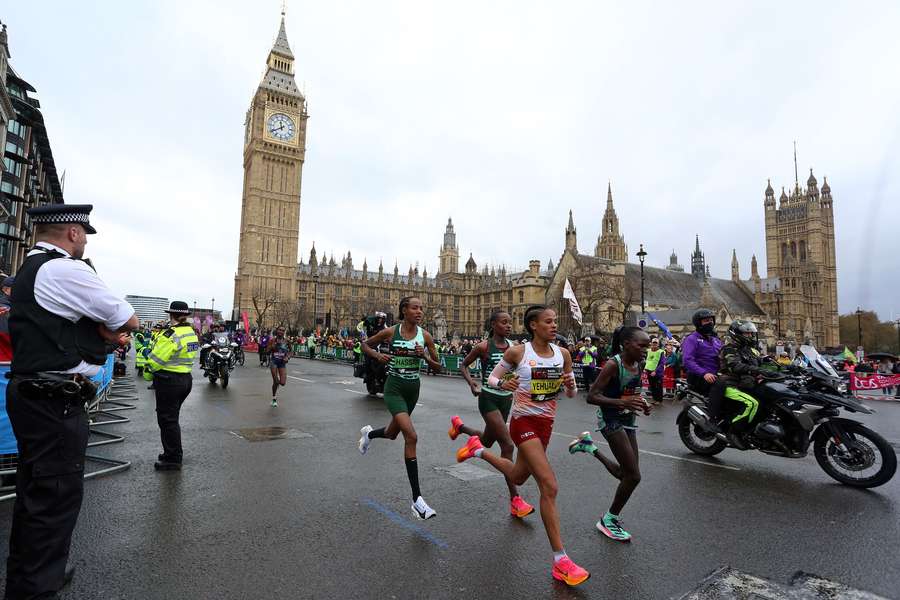 Homem morre depois de competir na maratona de Londres