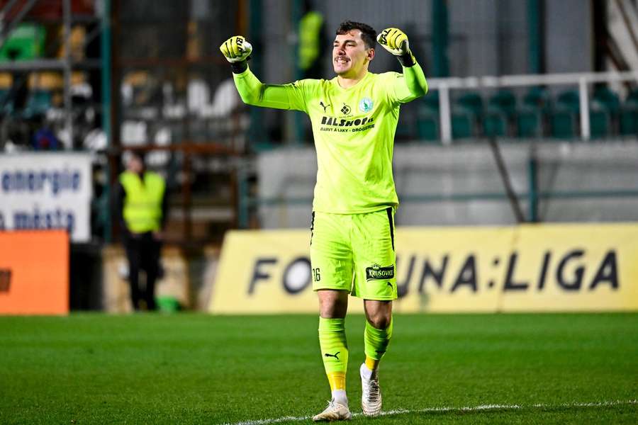 Jedlička se vrací do Bohemians.
