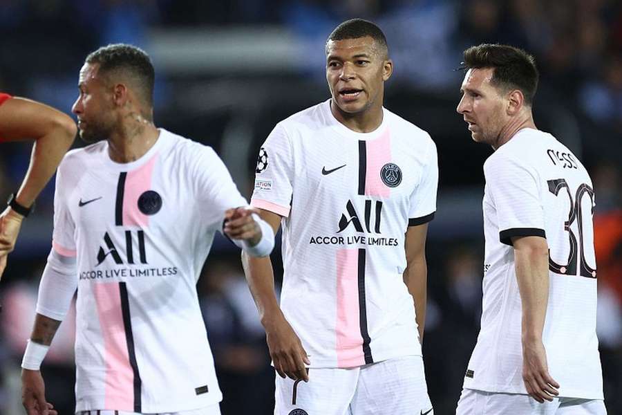 Mbappé não compreende críticas a Lionel Messi