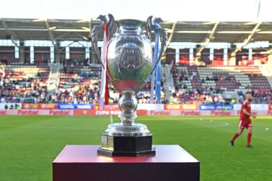 Program semifinale Cupa României: Patru echipe se luptă pentru trofeu