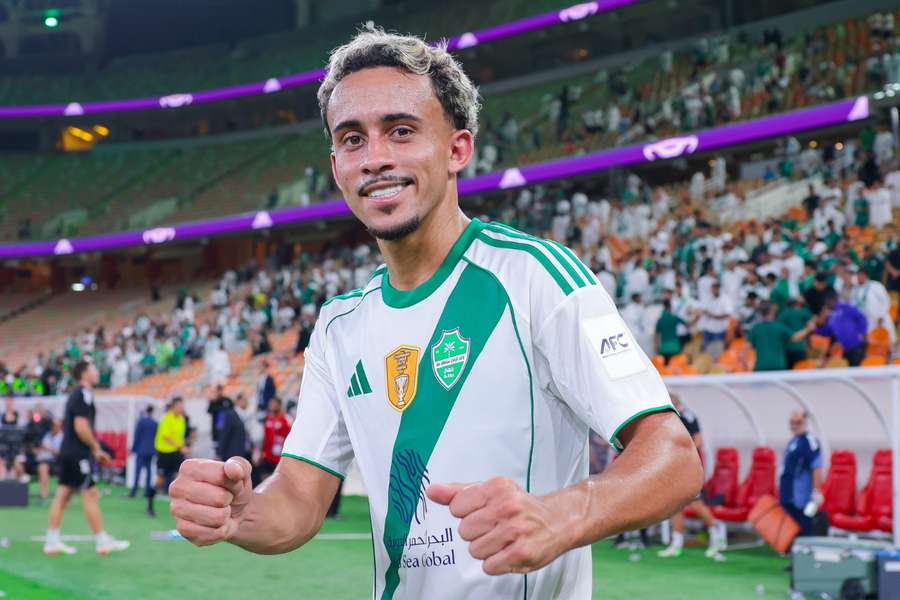 Matheus Gonçalves pode voltar a jogar por um gigante do Rio Matheus Gonçalves pode voltar a jogar por um gigante do Rio