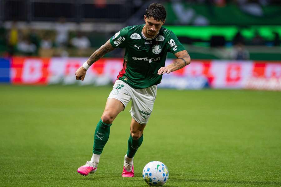 Emiliano Martínez teve boa atuação contra o Inter Emiliano Martínez teve boa atuação contra o Inter