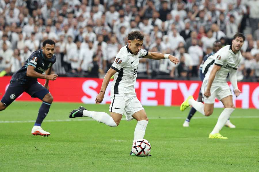 Ilhan Fakili ha abierto el marcador Ilhan Fakili ha abierto el marcador