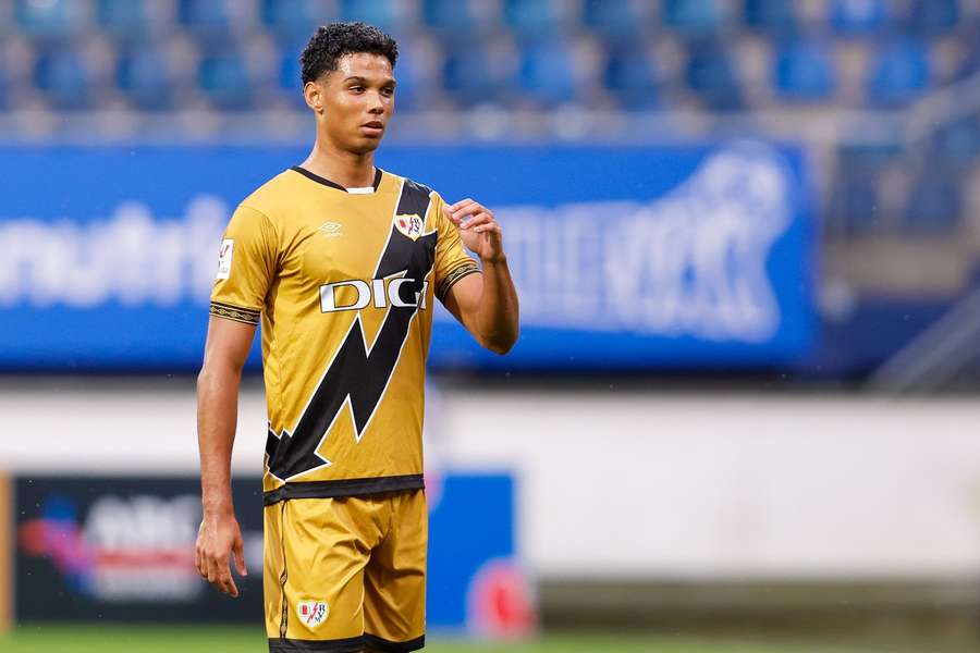 Etienne Eto'o com a camisola do Rayo