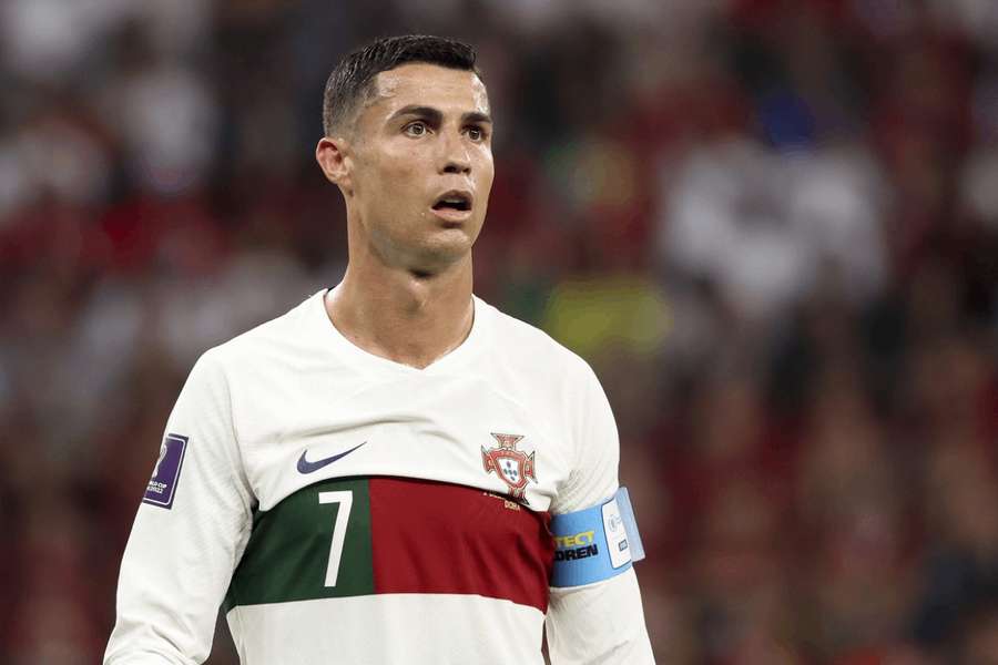 Ronaldo nemal byť spokojný s ukončením pobytu na hracej ploche v 65. minúte.