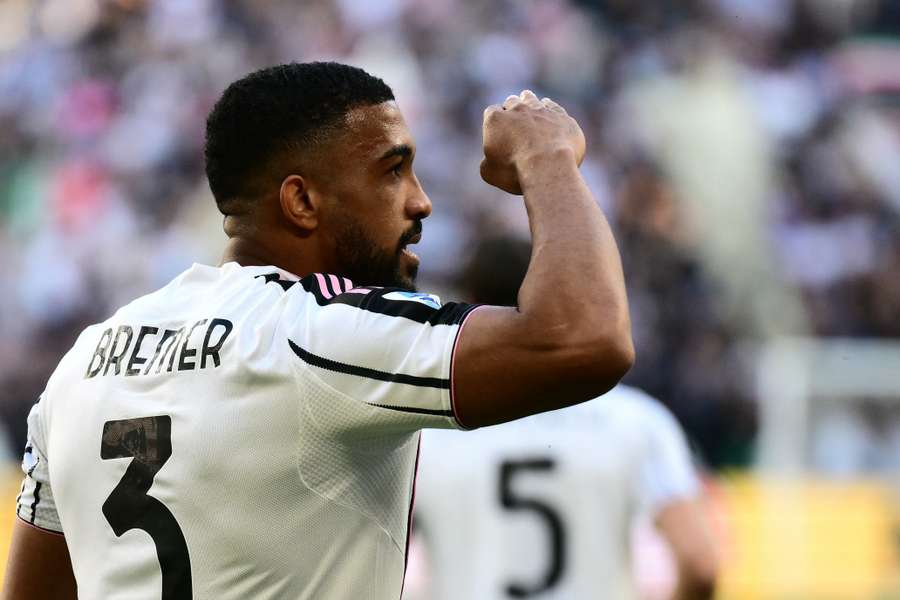 Bremer abriu o placar em Juventus 2x0 Genoa