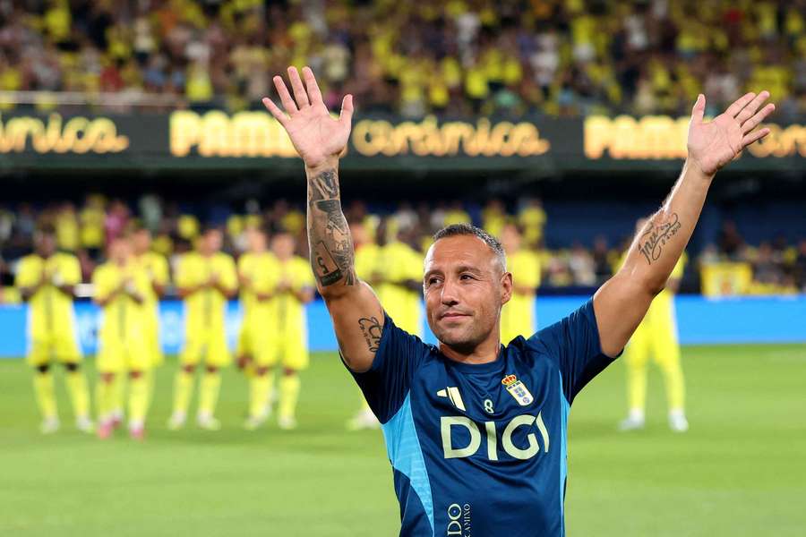 Santi Cazorla při poctě, kterou mu složil Villarreal. 