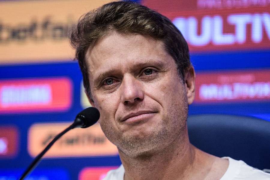 Fernando Seabra foi apresentado como novo técnico do Cruzeiro nessa terça-feira (9)