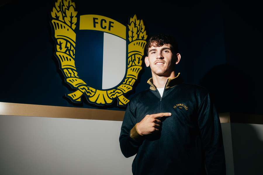 Tamás Szücs assinou pelo Famalicão até 2031 Tamás Szücs assinou pelo Famalicão até 2031