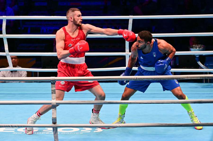 Bokser Mateusz Bereźnicki z brązowym medalem po przegranej w półfinale