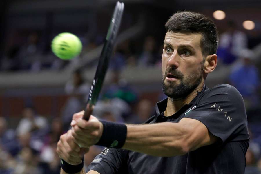 Djoković mimo kontuzji wyrównał kolejne rekordy w Nowym Jorku