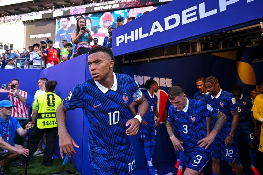 Kylian Mbappe, atacat în mediul online de către senatoarea Celeste Amarilla din Paraguay Kylian Mbappe, atacat în mediul online de către senatoarea Celeste Amarilla din Paraguay