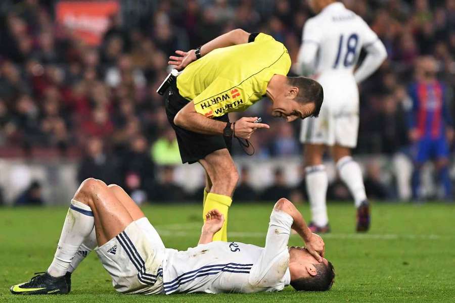Carlos Clos Gomez a Cristiano Ronaldo.