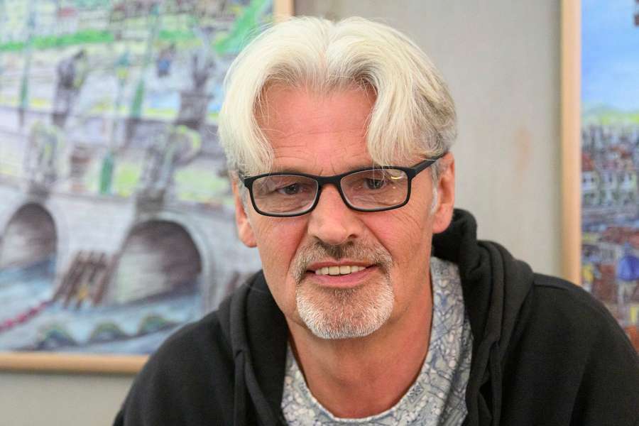 Pád fotbalového bohéma. Legendární Bomber se topí v problémech a vyhlásil bankrot Pád fotbalového bohéma. Legendární Bomber se topí v problémech a vyhlásil bankrot