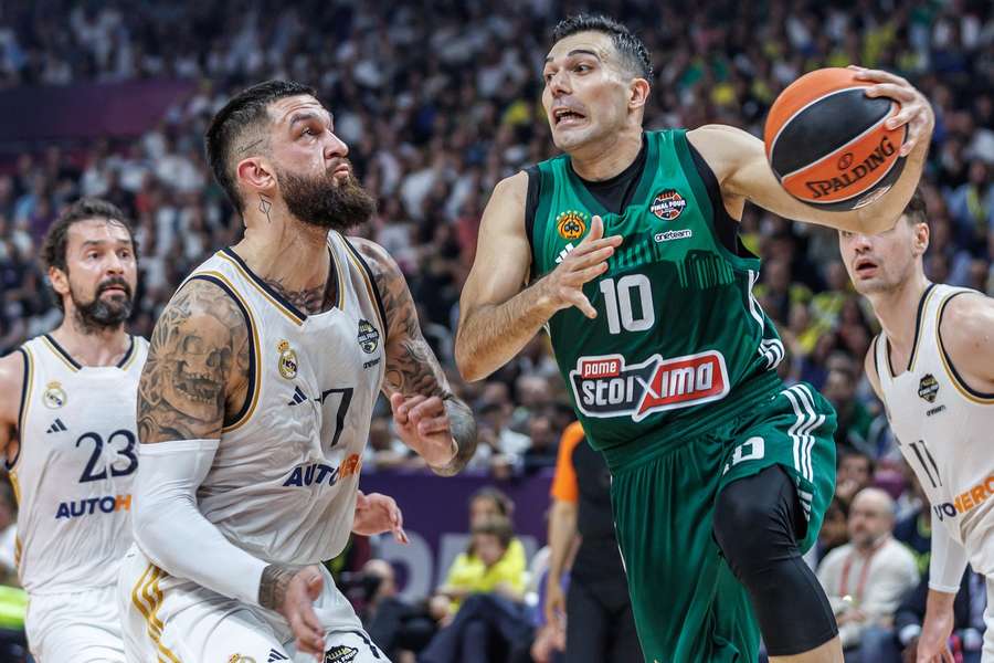 Panathinaikos a întors soarta meciului cu Real Madrid.