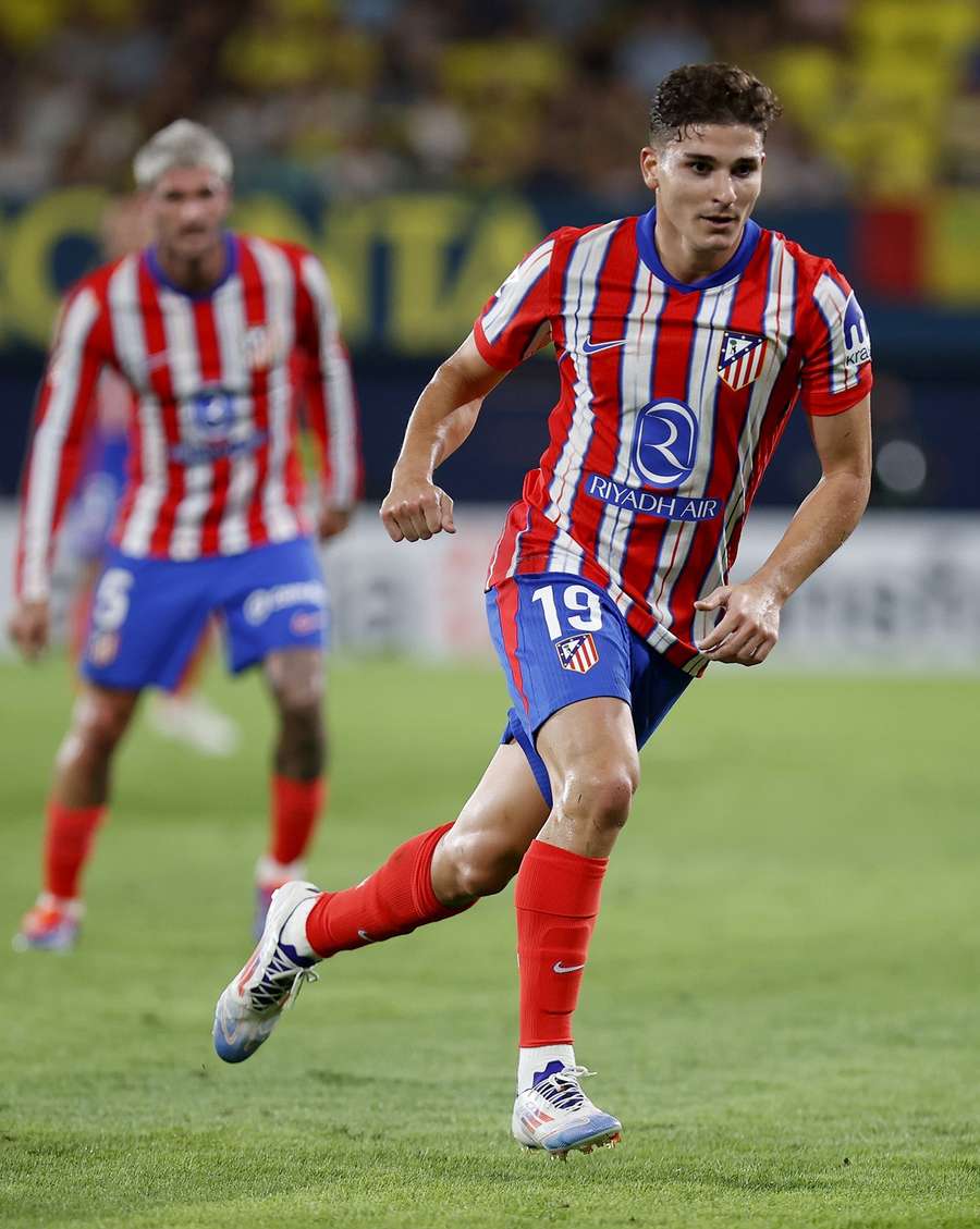 Julián Álvarez ya debutó con el Atlético.